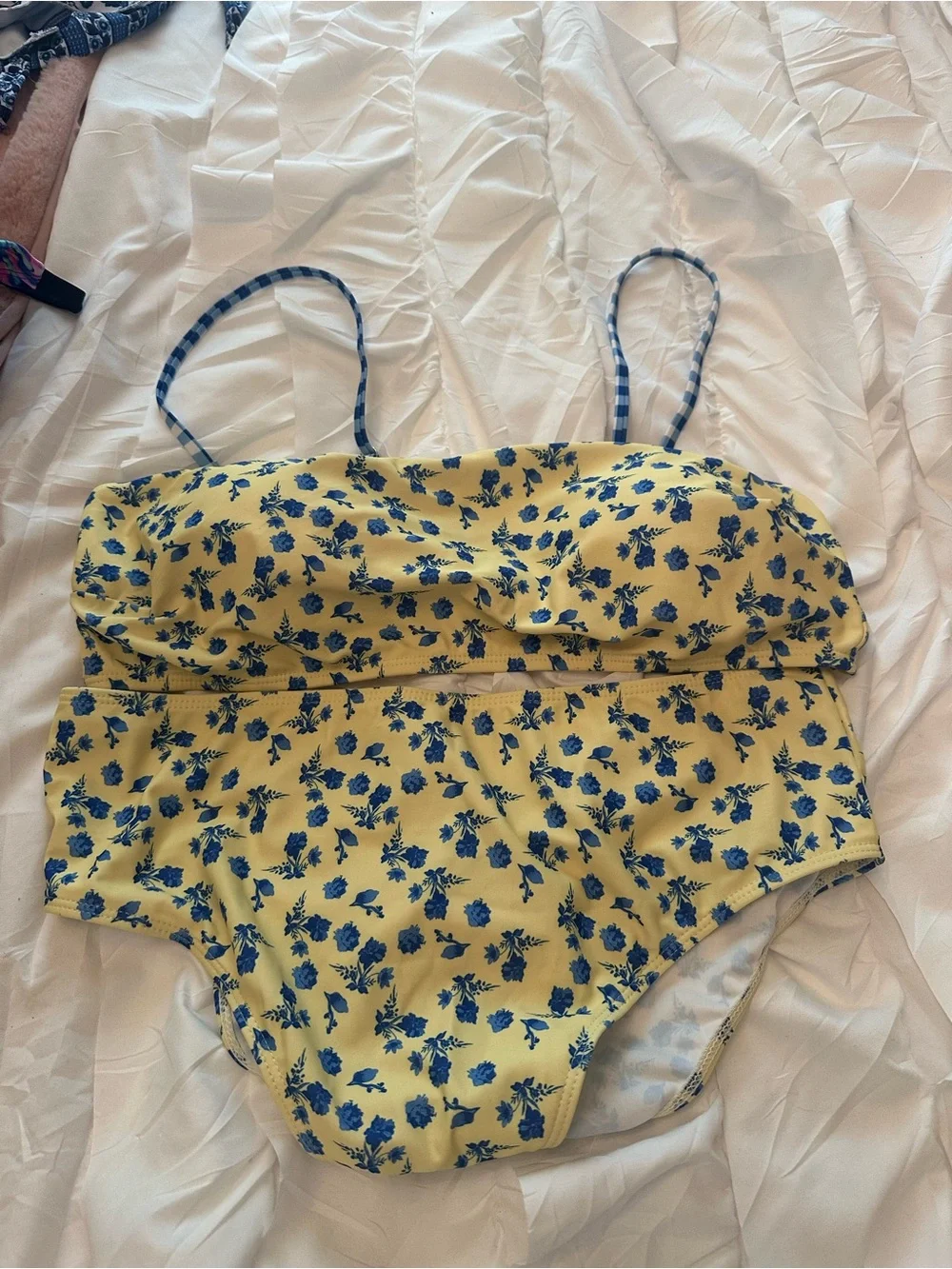 SHEIN Yellow Floral High-Waist Bikini Set with Blue Flowers